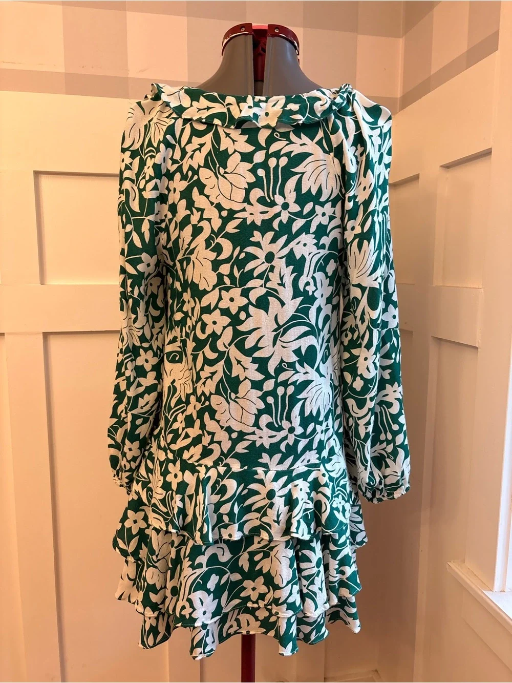 Free People Green & White Floral Tiered V-Neck Mini Dress XS - Picture 7 of 11